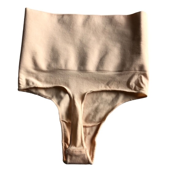 Skims Core Control Thong Back Panty Size S/M - Picture 6 of 6